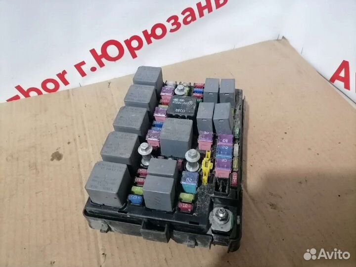 Блок предохранителей Kia Carens 06г.в. 2.0 МКПП