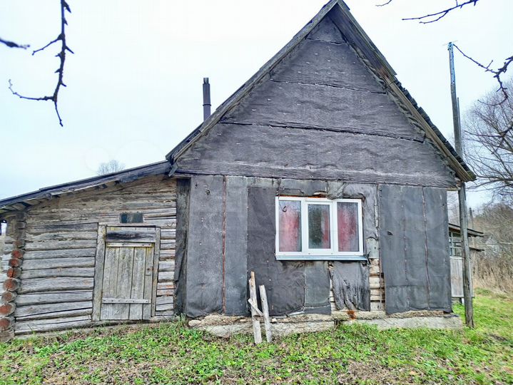 Дом 27,2 м² на участке 40 сот.