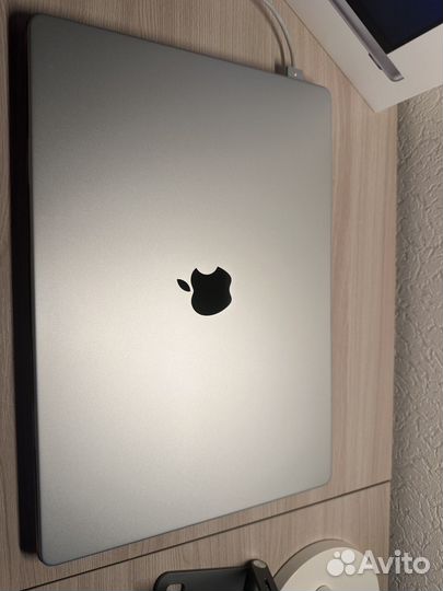 Apple macbook 16 M1pro 16/512Gb