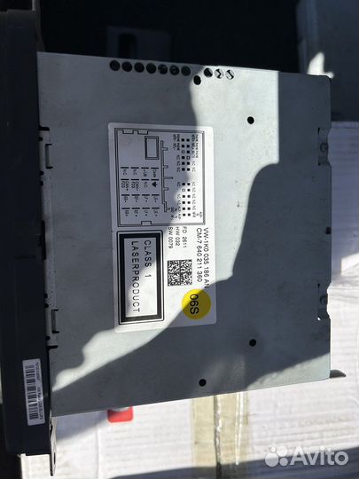 Штатная магнитола на пассат b7