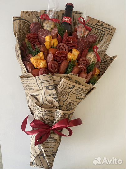 Подарочные композиции из колбас и сыров