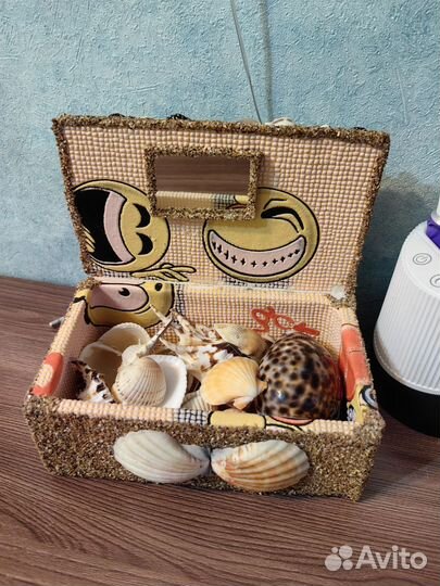 Шкатулка из ракушек