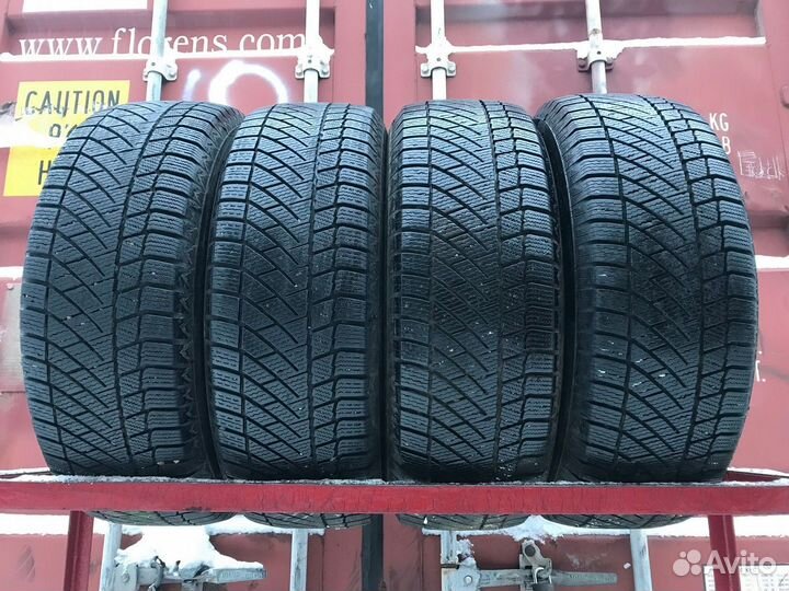 Continental ContiVikingContact 6 225/65 R17