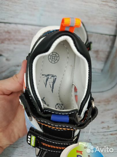 Сандали для мальчика новые 22-26р