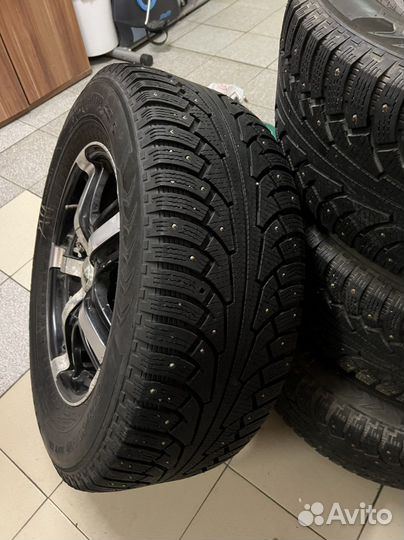 Колёса R-18/275/60 nokian