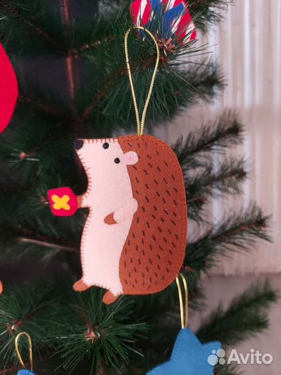 Елочные игрушки