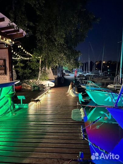 Отдых в яхт-клубе - аренда яхт, беседки, SUP-борда