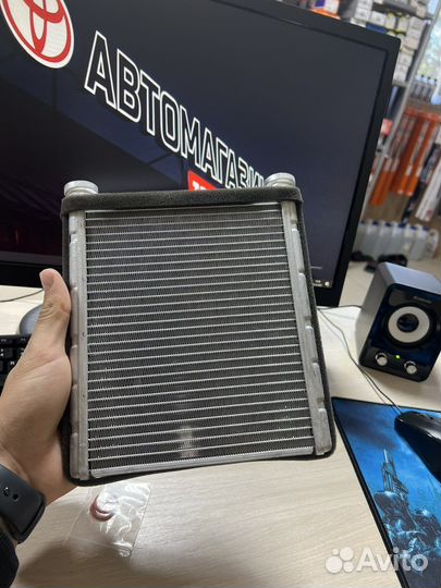 Радиатор печки на toyota corolla e150