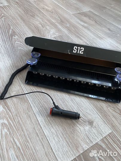 Стробоскоп на машину красно бело синие