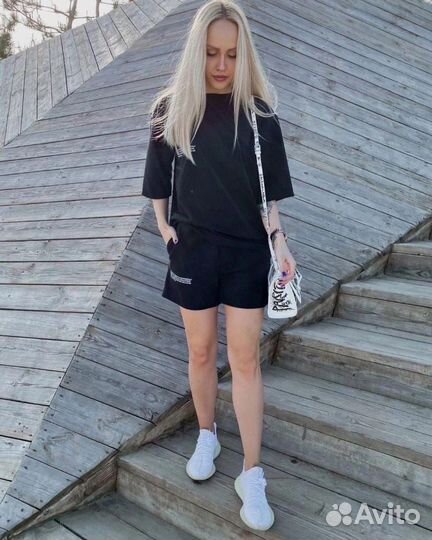 Женский костюм летний яркий футболка с шортами S M