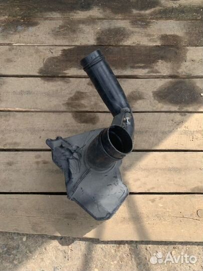 Абсорбер воздушных паров Honda Civic 8 4D