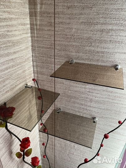 Полочка стеклянная