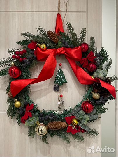 Рождественский венок на дверь 44 см