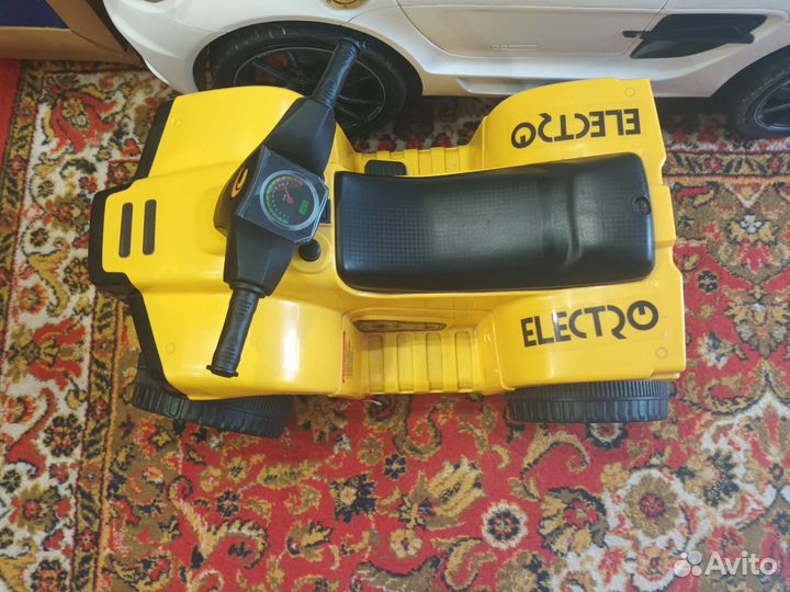 Детский электромобиль