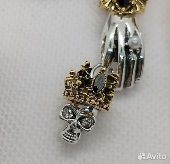 Серьги в стиле alexander mcqueen