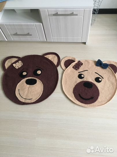 Коврик детский вязаный мишка (девочка)