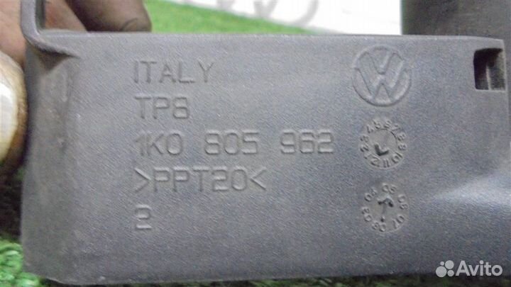 Воздухозаборник (наружный) VW Passat (B6) 2005-20