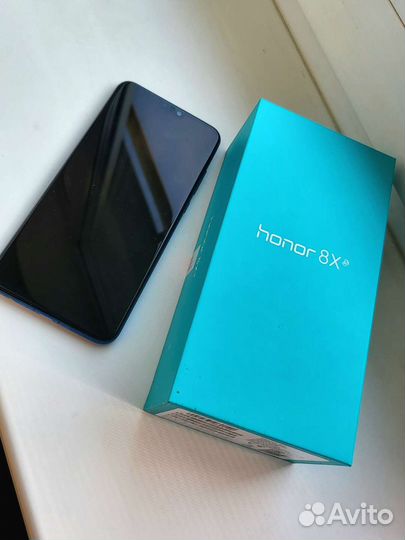 Телефон Honor 8x 4/128