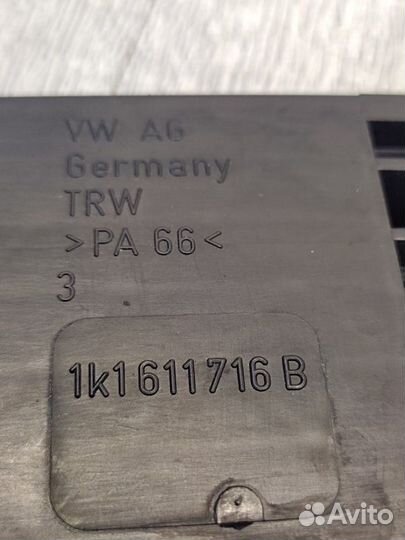 Кронштейн тормозных трубок Skoda Octavia A5 1.6