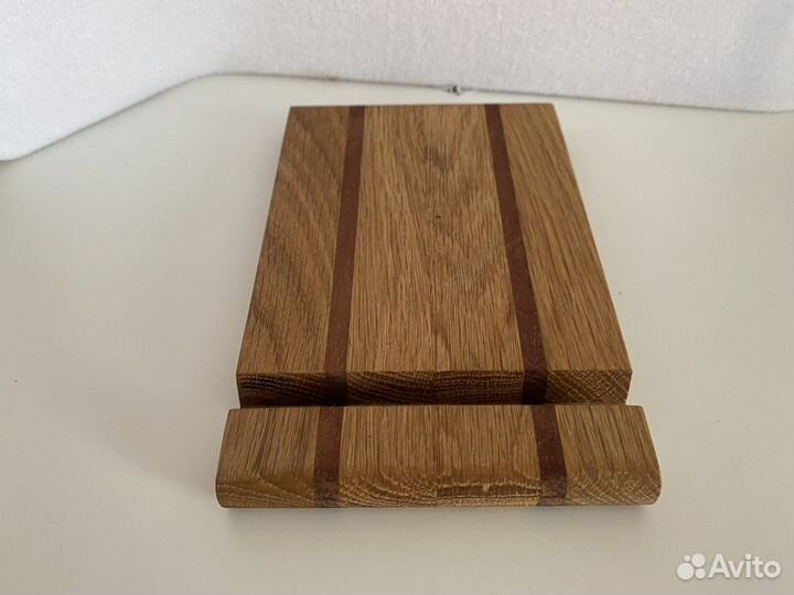 Подставка из дерева