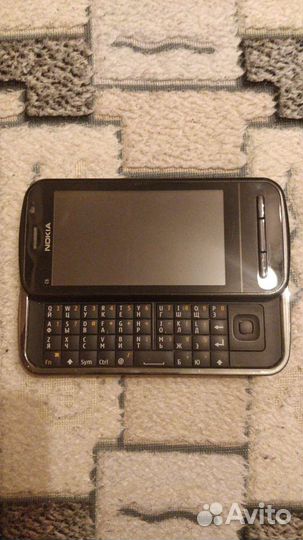 Nokia C6-00