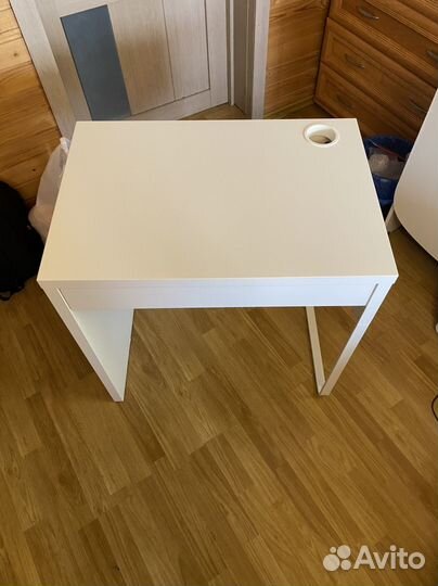 Стол IKEA Micke