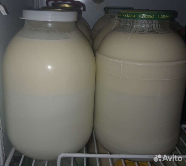 Молоко джерсейской коровки и фермерские продукты