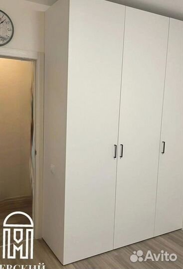 Письменный стол для школьника