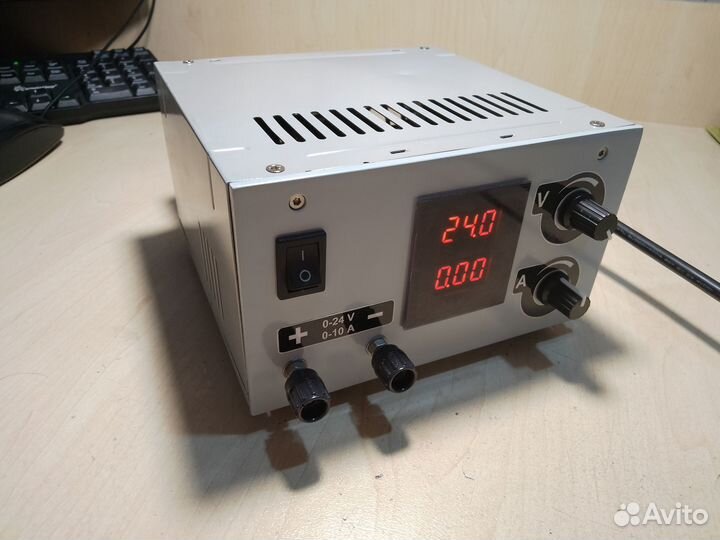 Лабораторный блок питания