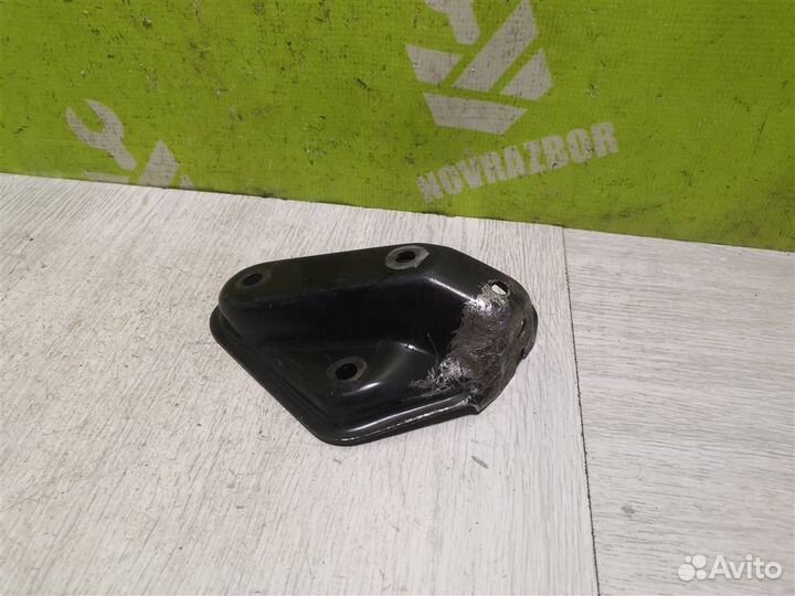 Кронштейн двигателя левый Ауди 80 90 Б3