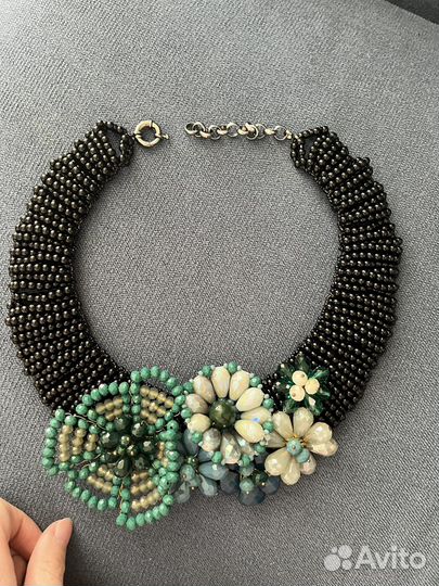 Украшение на шею