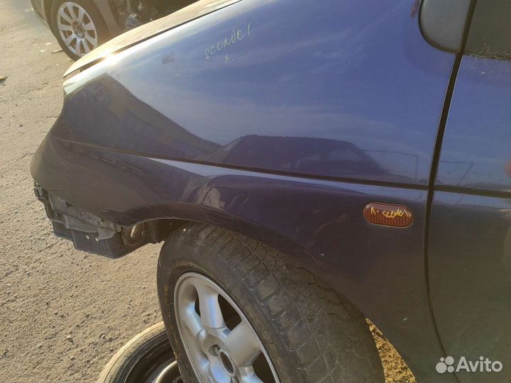 Крыло переднее левое Renault scenic 1 рест