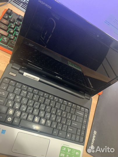 Нетбук Dell 1110