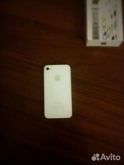 iPhone 4S, 8 ГБ