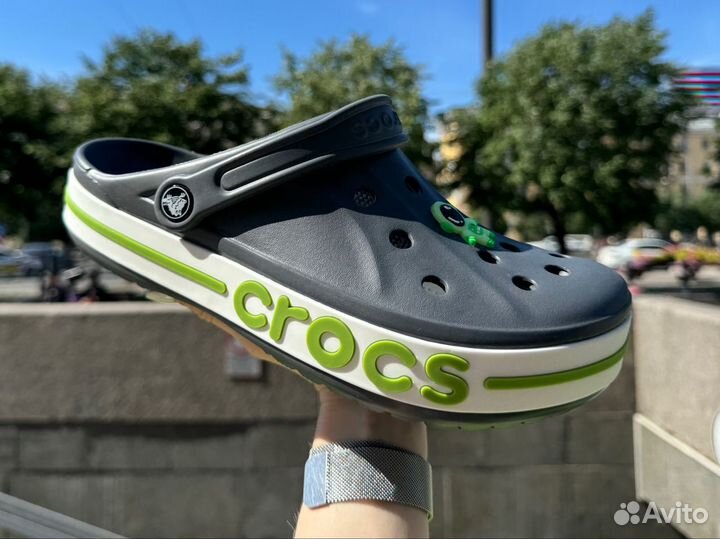 Crocs сабо новые + джиббитсы в подарок