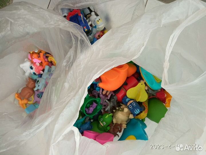 Игрушки, киндеры, животные