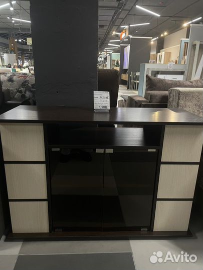 Тумба под телевизор