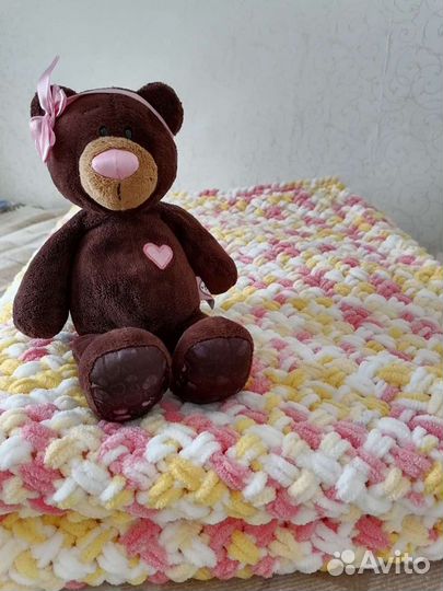 Плед детский вязаный