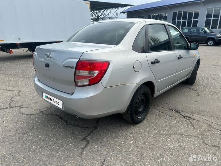 LADA Granta 1.6 МТ, 2015, 279 000 км