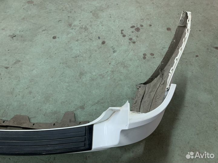 Бампер задний Jeep Grand Cherokee WK2 SRT