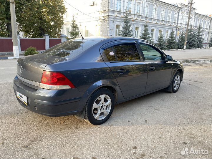 Opel Astra 1.6 МТ, 2010, 155 000 км