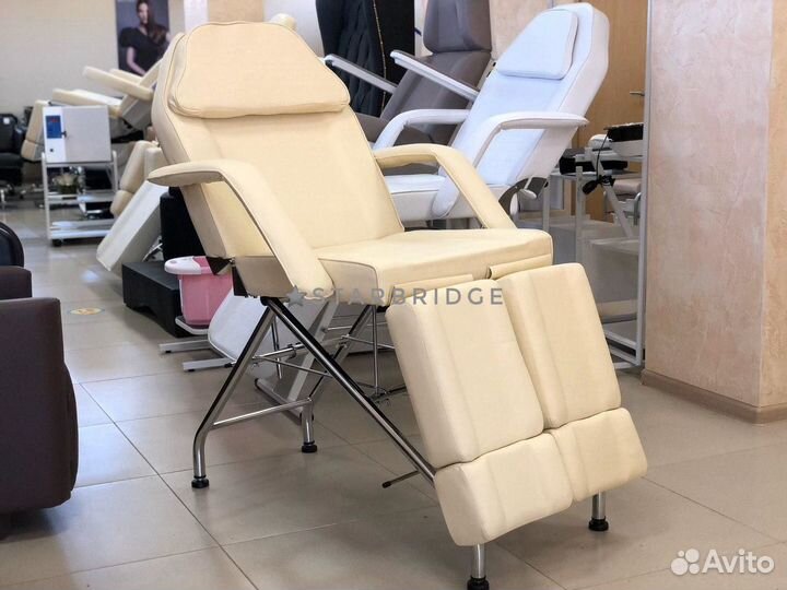 Кресло педикюрное цв. слоновая кость