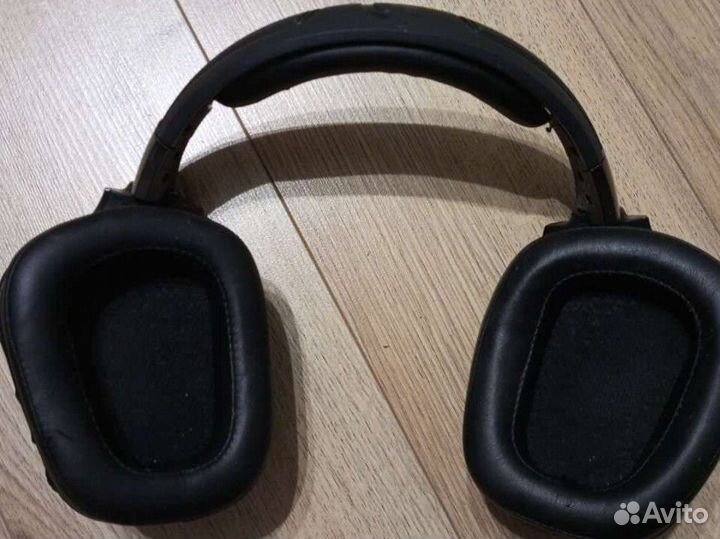 Беспроводные наушники logitech g935