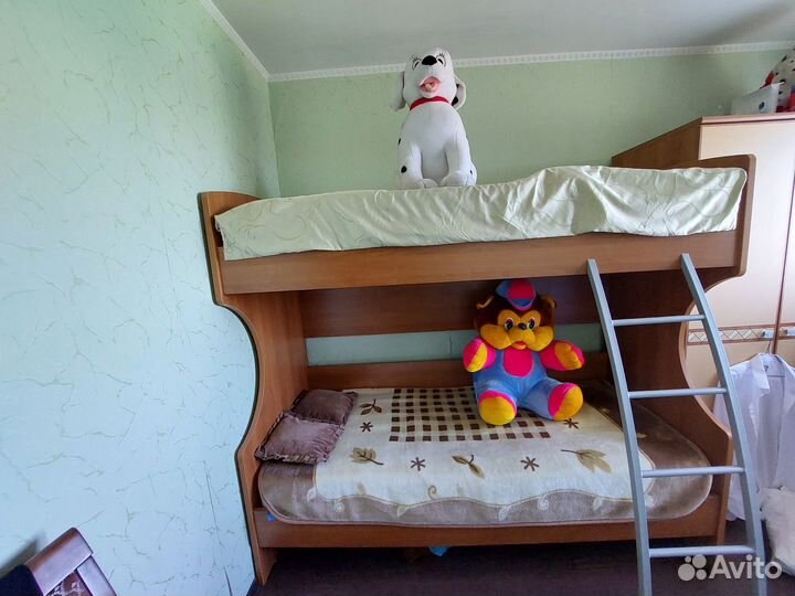 Двухъярусная кровать для детей