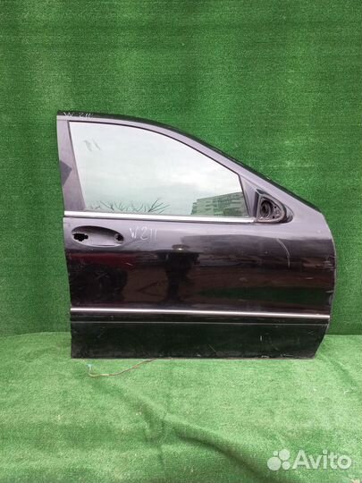 Дверь передняя правая Mercedes W211