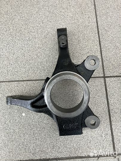 Поворотный кулак правый hyundai solaris