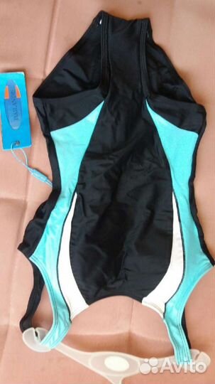 Купальник для девочки.Размеры 32,36,38