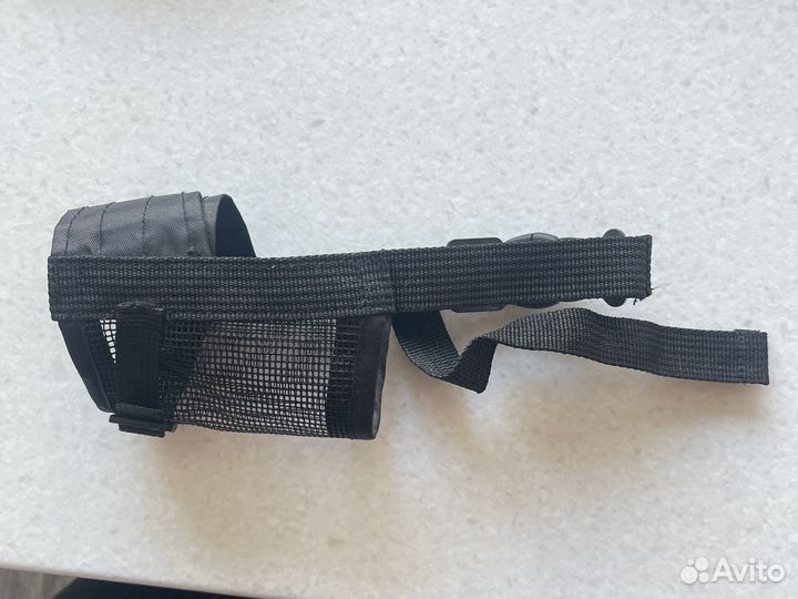 Одежда для собак (дождевик, жилетка, намордник)