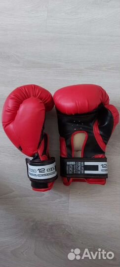 Боксерские перчатки 12 oz