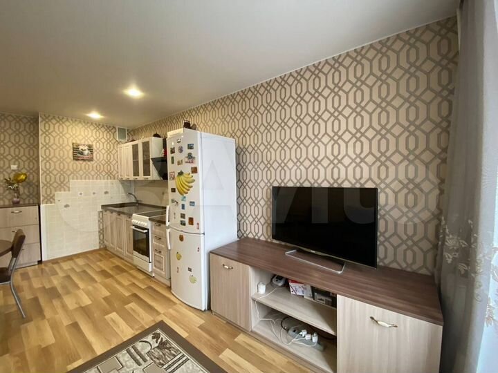 2-к. квартира, 43,8 м², 2/10 эт.